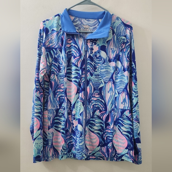 Lilly Pulitzer Tops - Lilly‎ Pulitzer Long Sleeve Tee, Size Medium.